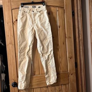 Pastel yellow Express Boyfriend